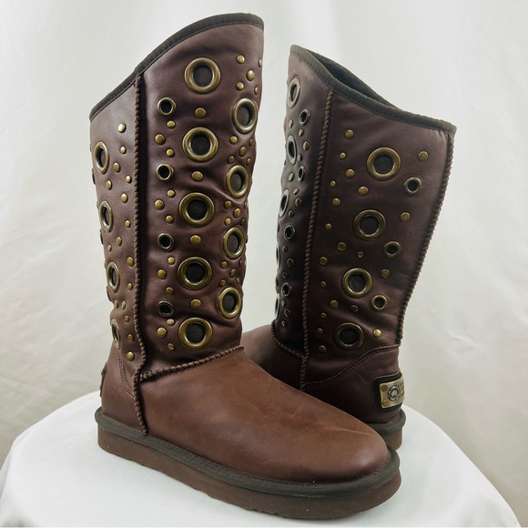 Australia Luxe Collective Shoes - Australia Luxe Collective Saratoga Genuine Sheepskin Studded Round Embellishment